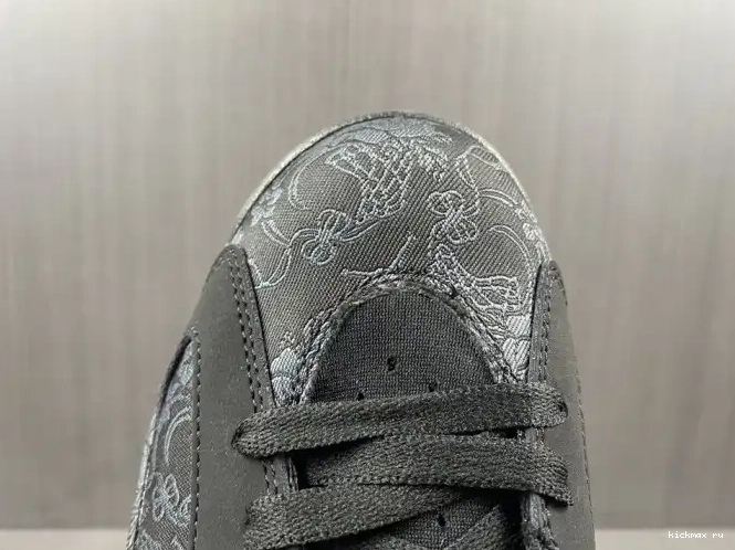 Rep DB9818-001 6 SD Retro Triple Black (W) Jordan 0624